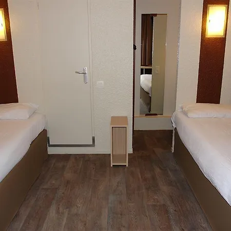 B Caen Mondeville Hotel *