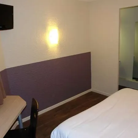 B Caen * Mondeville (Calvados)