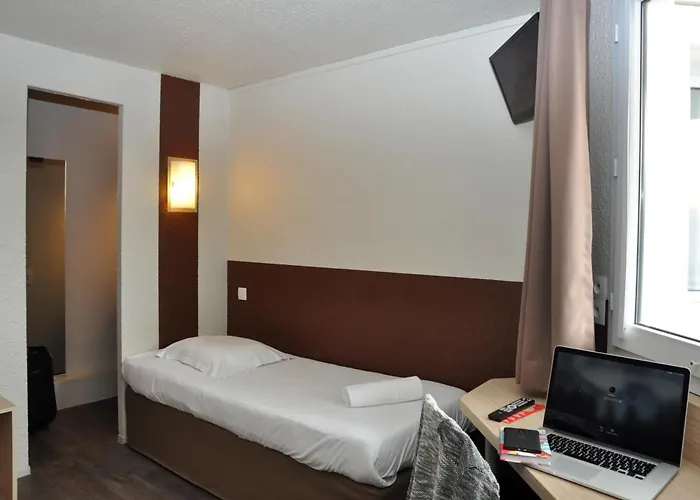 B Caen Мондвиль